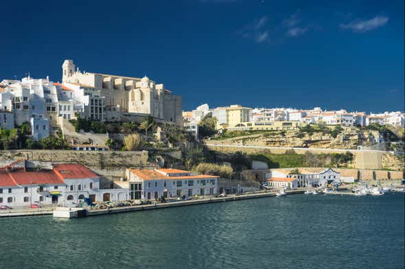 Balade en bateau dans le port de Mahon