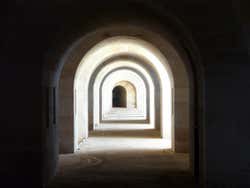 Forteresse de la Mola, intérieur